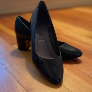 BNWOB Aerosoles Pumps